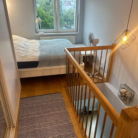 アパート Blekitne Wzgorze 60 M2 グディニャ